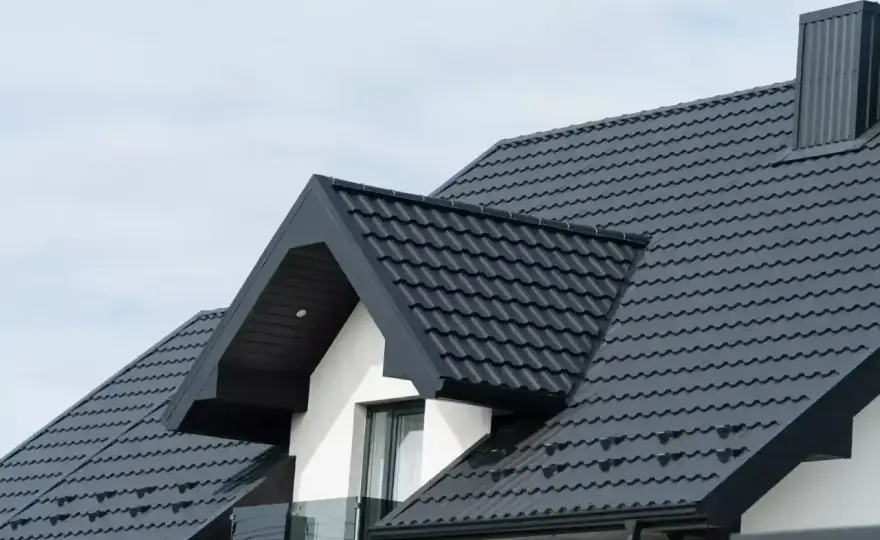 Ciemny dach - Wybierz mądrze! Uniknij błędów i przegrzewania